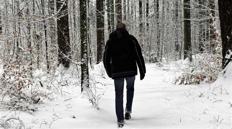 rüyada karda yürümek neye yorumlanır